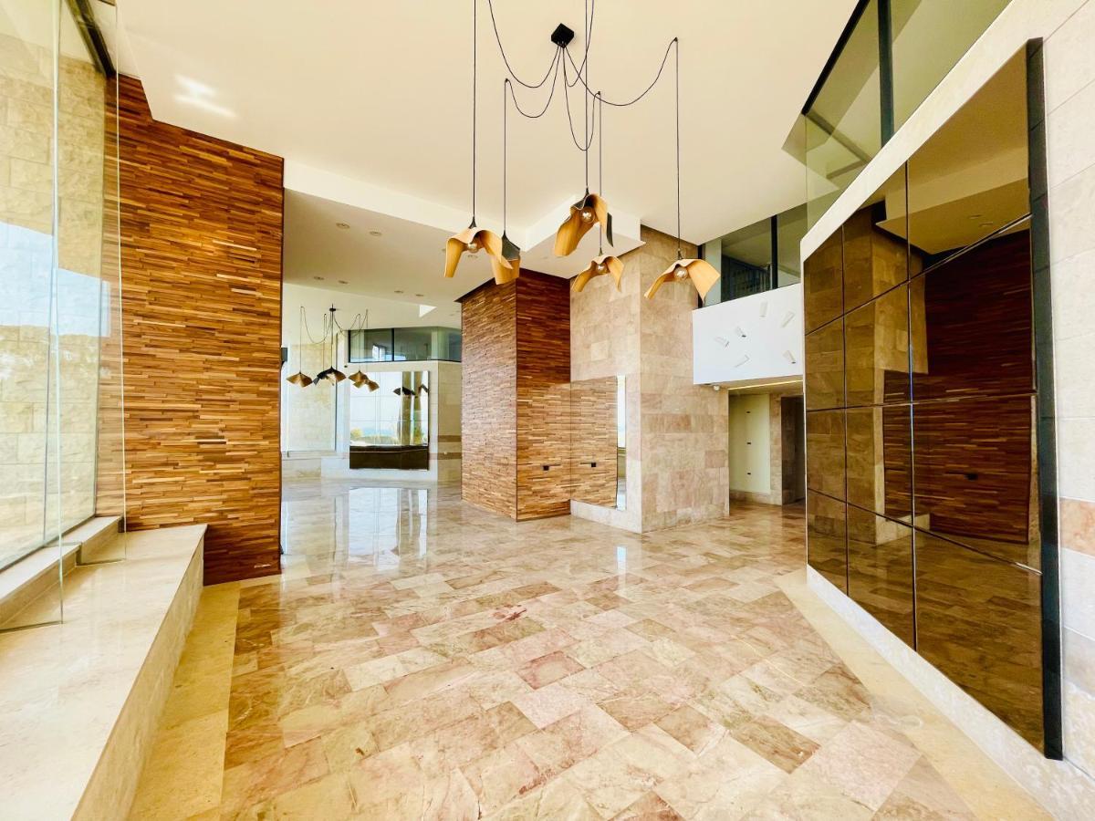 Royal Aparatment On The Sea , Blvd Nitza 34 Netanya Exterior photo